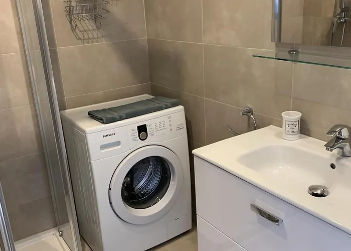 Lovely At The Apartamento Nerja