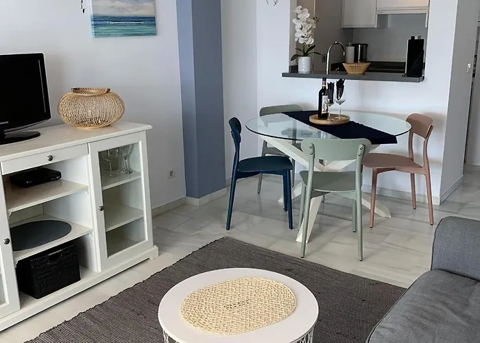 Lovely At The Apartament Nerja